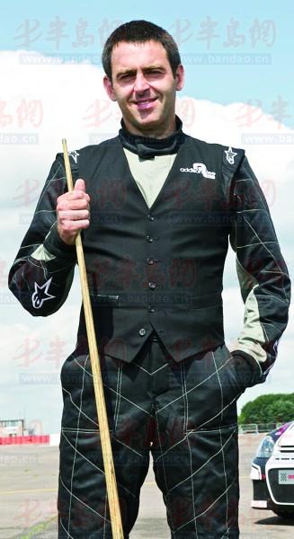 方面表现出 方面表现出