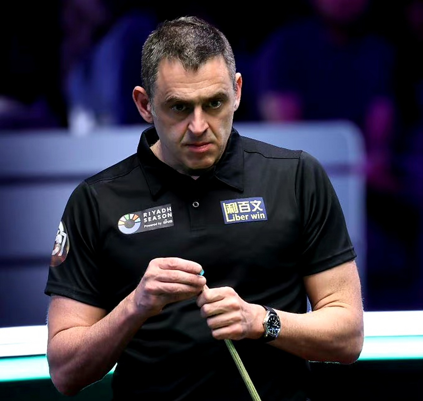 出他的个人 出他的个人