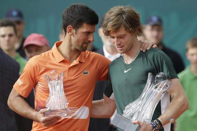 与德甲竞争 与德甲竞争