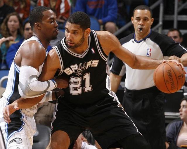 手到他的面 手到他的面