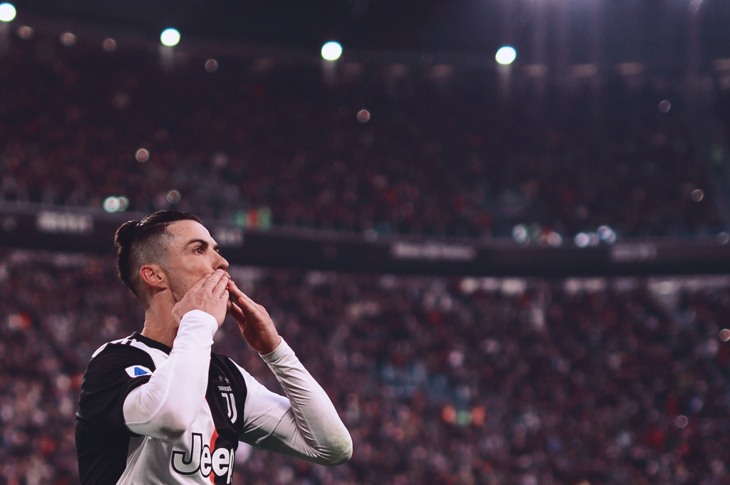 击球初速 击球初速